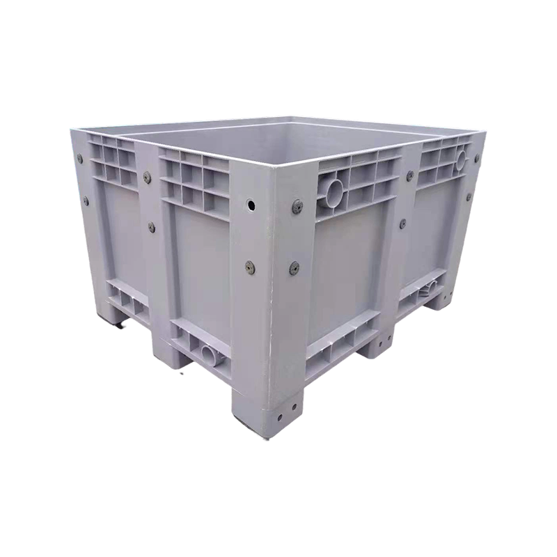 780 Closed Stackable Storage Pallet Container