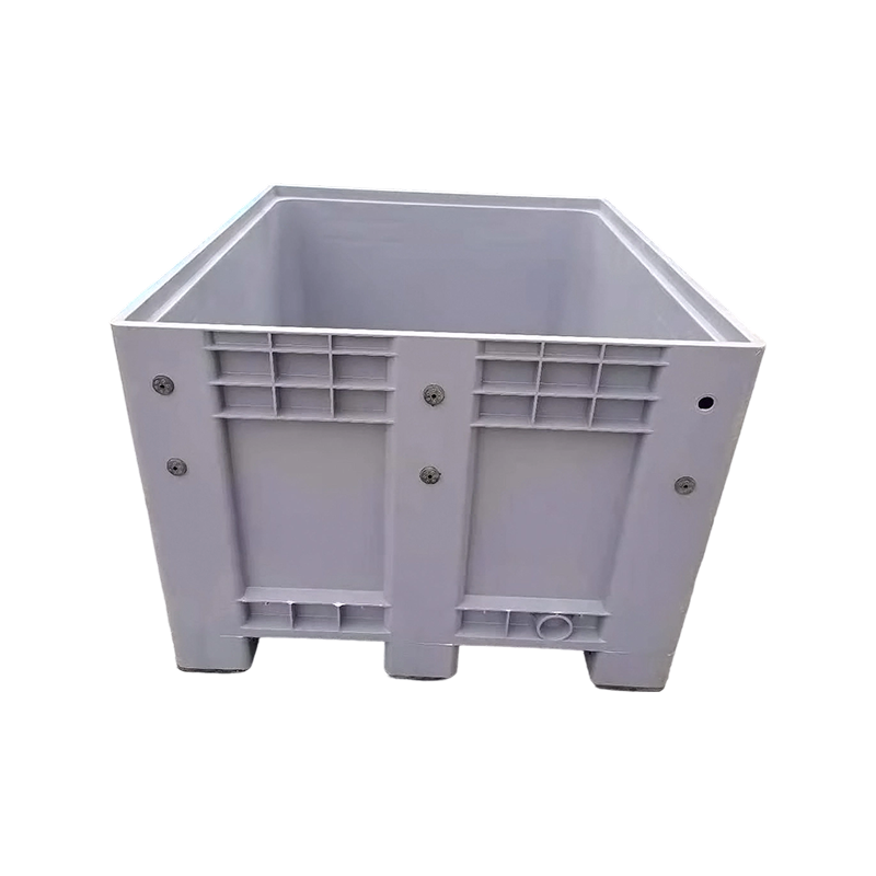 780 Closed Stackable Storage Pallet Container